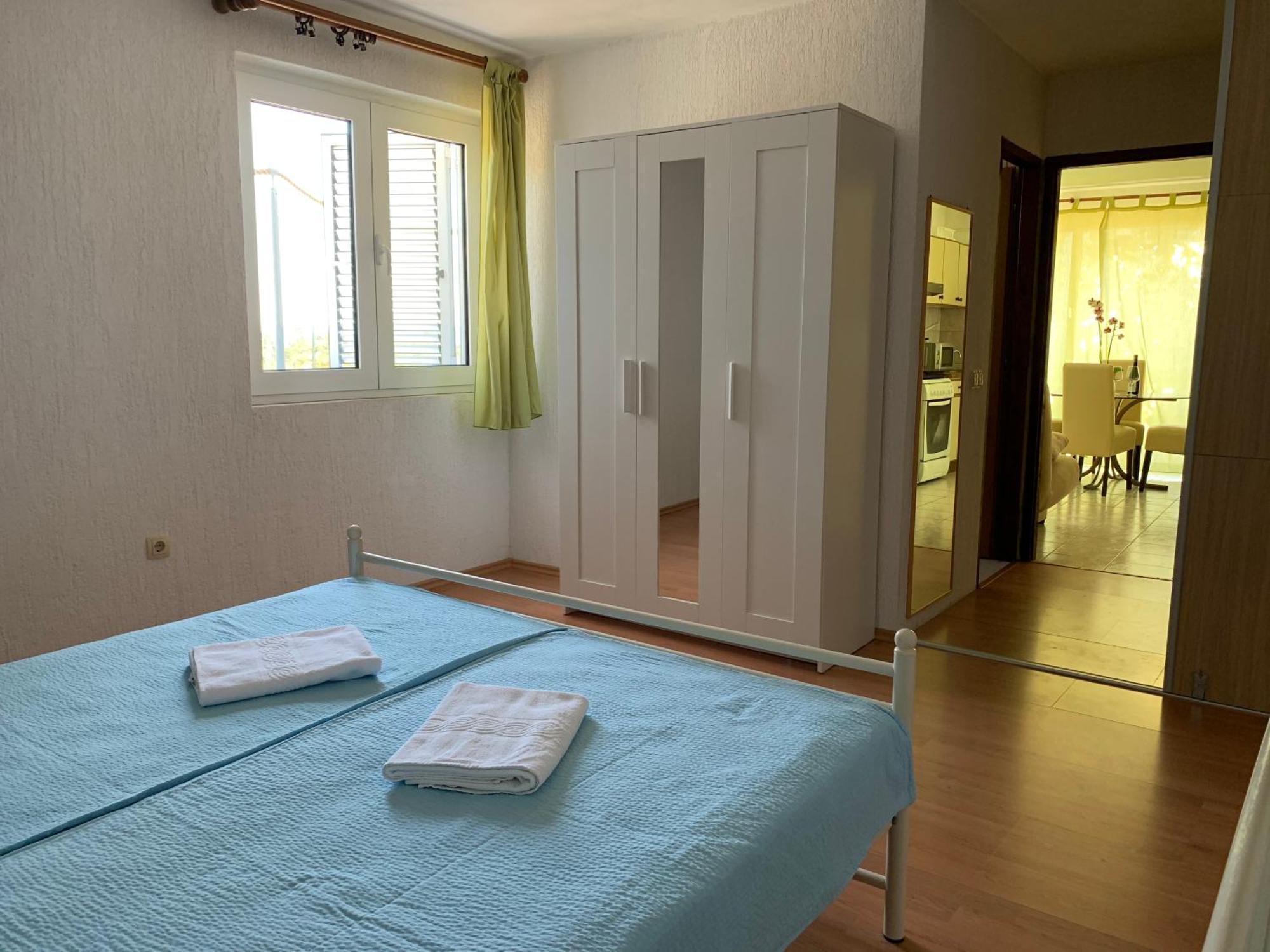 Apartments Jaca Banjol Екстериор снимка